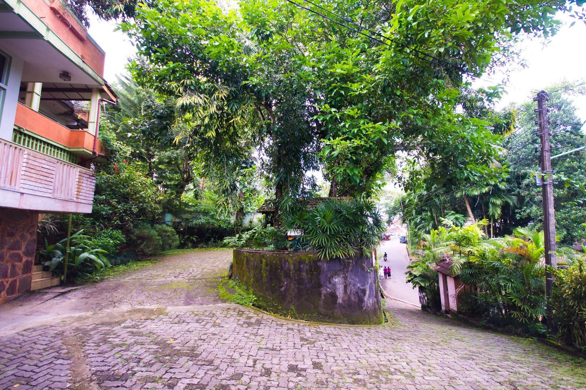 Hotel Gem Land Ratnapura Exterior foto